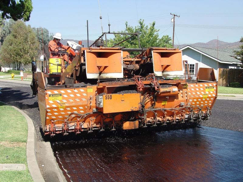 Residential Asphalt Sealing Equipment