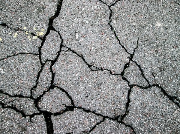 Driveway Crack Filling in Fort Walton Beach