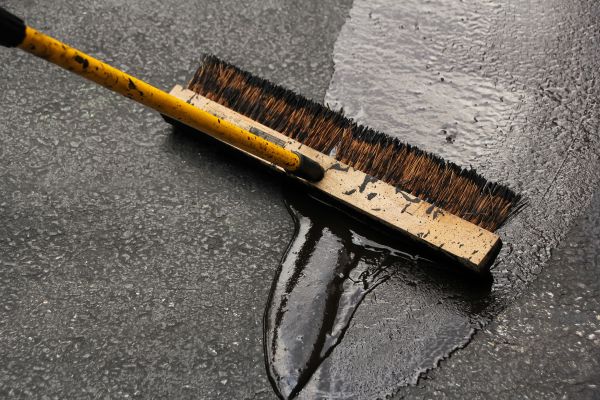 Asphalt Driveway Sealing in Fort Walton Beach